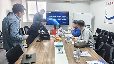 Корейски силиконови вафли Производителят посещава съоръжението на Chengdu на ...
